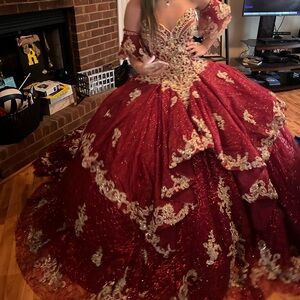 Quinceanera Dress, no rips or tears. Great condition, only worn once.